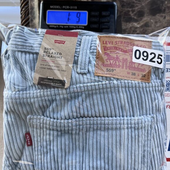 Levis 559 NWT Mens 38x32 Relaxed Straight Fit Sky Blue Wide Wale Corduroy Pants - Picture 15 of 15